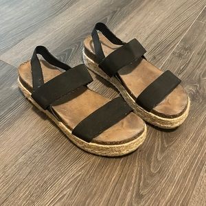 Black Madden Girl summer sandals
